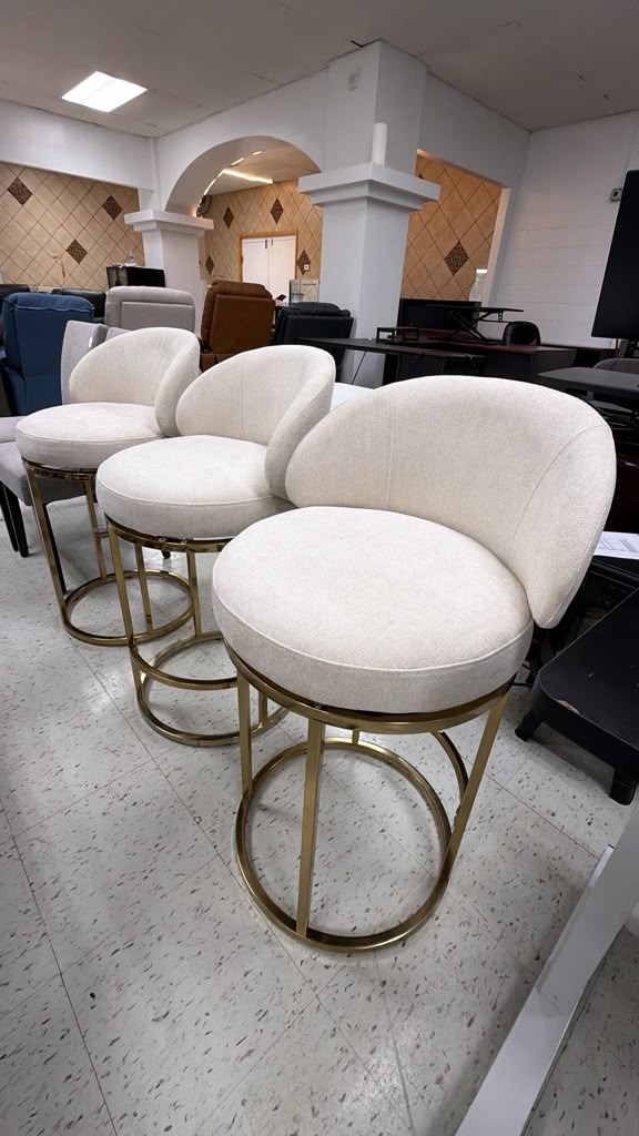Elegant Beige Round Bar Stools