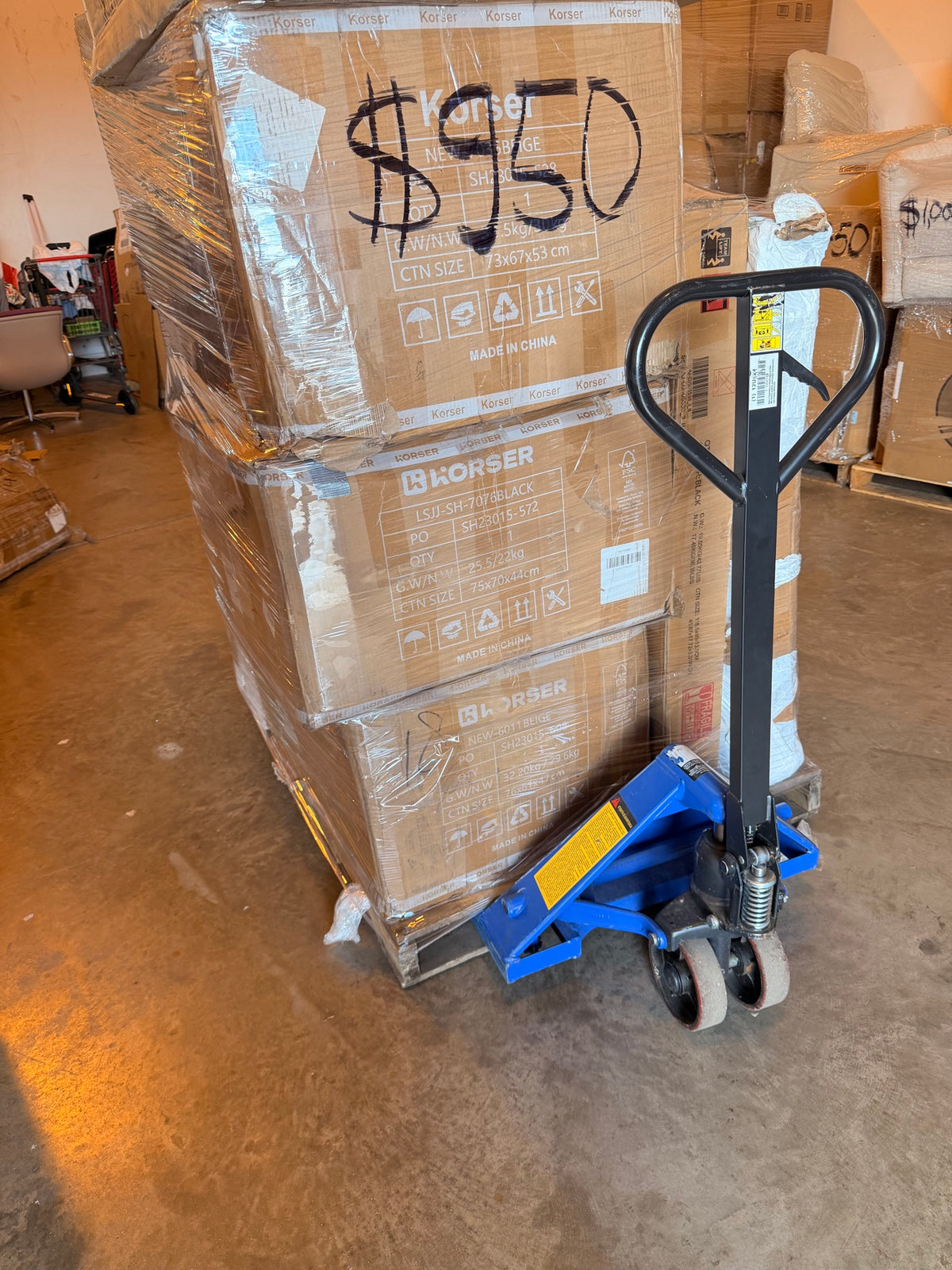 Pallet #14 — Korser Recliner Pallet (Unmanifested)