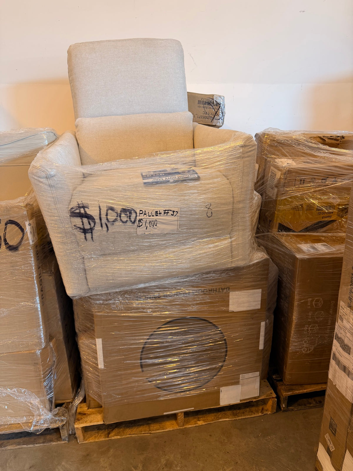 Pallet #23 — Armchair & Home Pallet (Unmanifested)