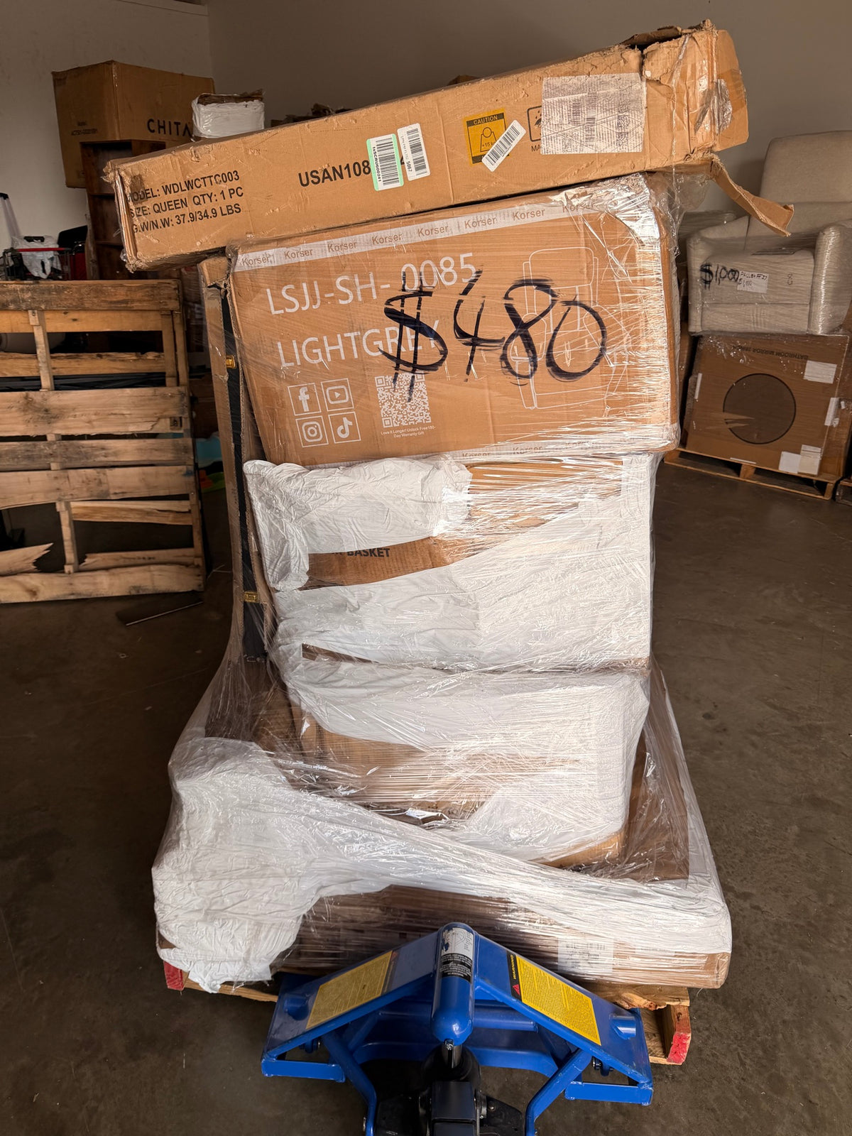 Pallet #16 — Recliner & Bedroom Pallet (Unmanifested)