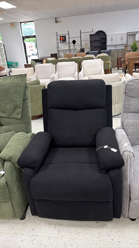 Comfortable Black Fabric Recliner