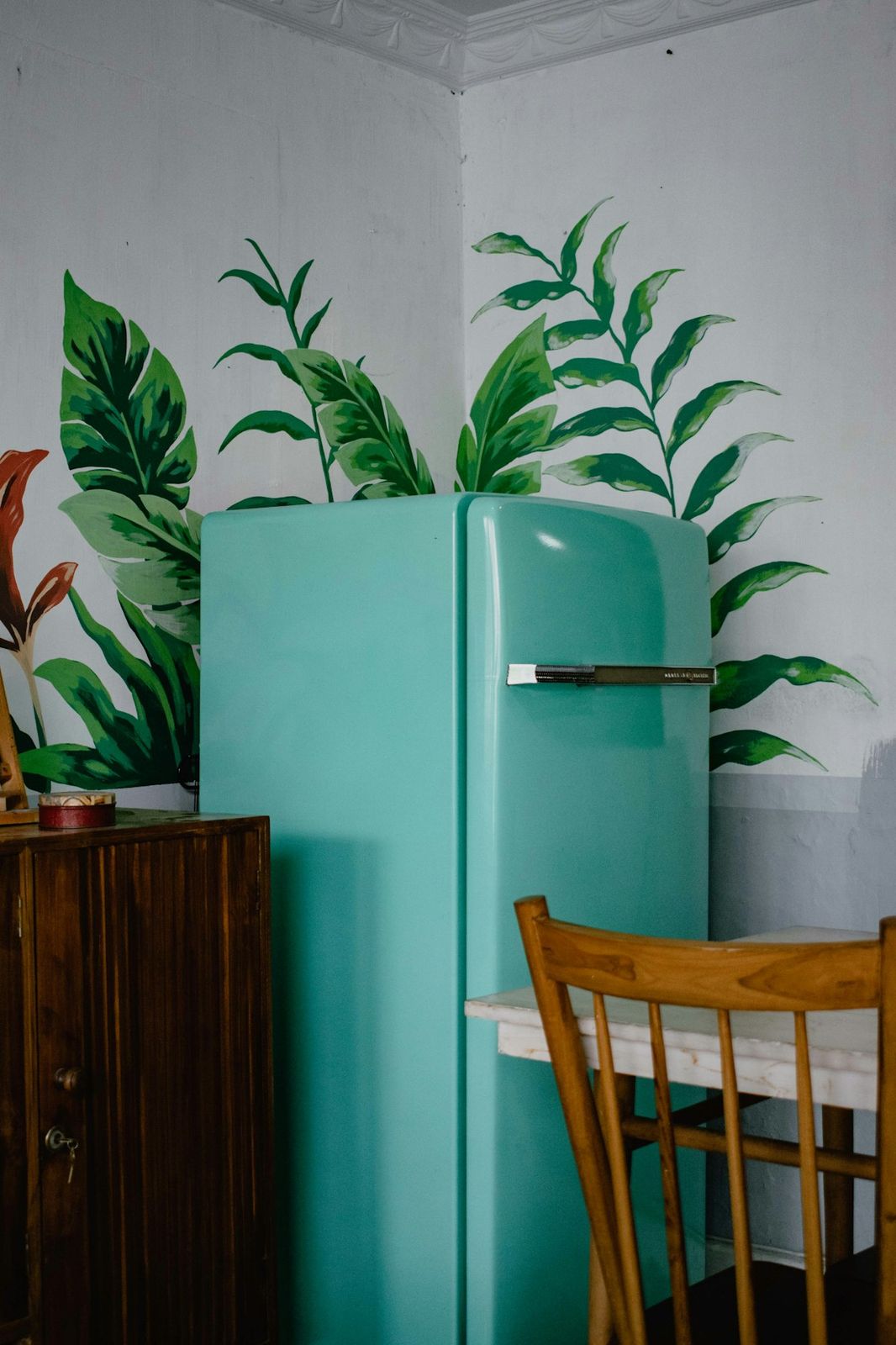 Retro Turquoise Single-Door Refrigerator